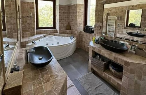 Moutiers Maison | Domaine au Cœur des 3 Vallées