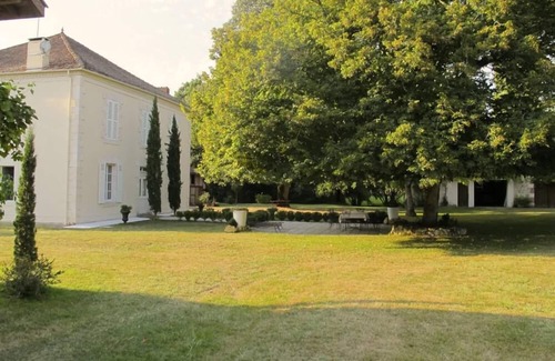Uchacq Maison | Domaine Boua de bas 2 ha clôturés en utilisation exclusive, dépendances, piscine