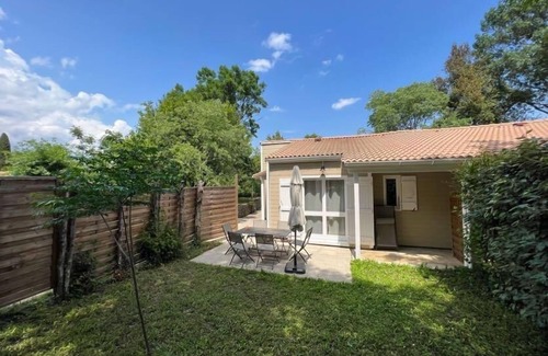 Sauve Cottage | Domaine de Bagard - Gîte FIGUIER 55m² 4/8 pers Jardin