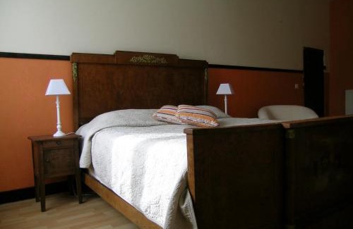 Lembras Lit Et Petit-Déjeuner | Domaine de Bellevue Cottage en Périgord- Bergerac 5mn - Petits-déjeuners inclus - Salle d'eau privative - Parc 3ha - Parking Privé Gratuit