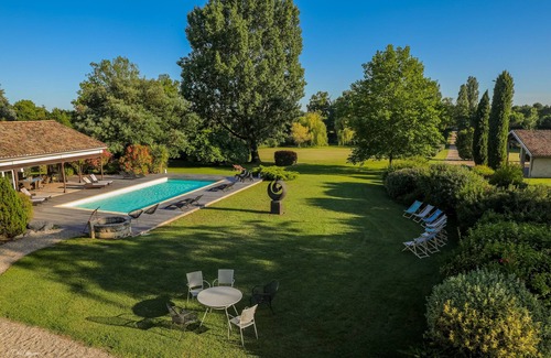 Cezac Maison | DOMAINE DE CEZAC-Proche Bordeaux-St-Emilion-Arcachon-Blaye