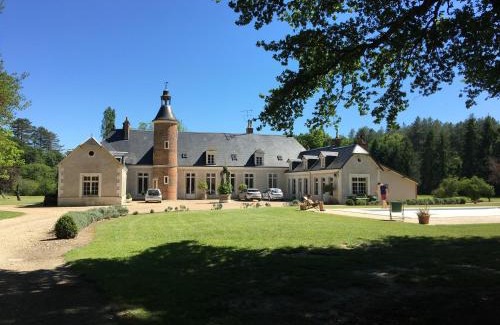 Lassay-sur-Croisne Maison | Domaine de charme - Les Places