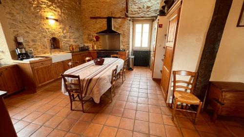 Septfonds Maison | Domaine de Fangal, Pgeonnier 2p, maison 8p - piscine 25m - gîtes climatisés
