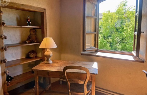 Essertines-en-Donzy Cottage | Domaine de Campagne : Charme Authentique avec Piscine et Spa