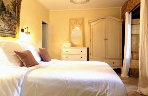 Le Bugue Appartement | Domaine de La Barde apartments in the old walnut mill and forge