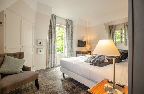 Rolleboise Hôtel | Domaine de la Corniche