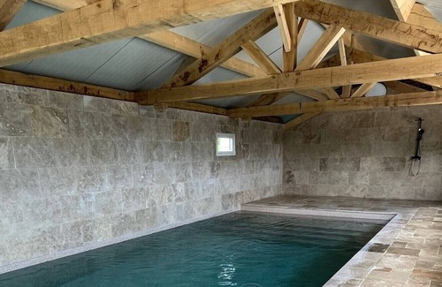 Saint-Desir Maison | Domaine de la Desirée: 35 couchages, fêtes, piscine