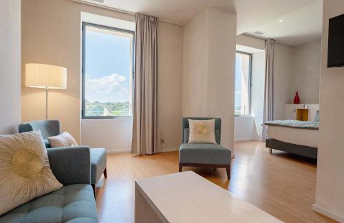 Carignan-de-Bordeaux Hôtel | Domaine de la Peyrine - Suite Hirondelle