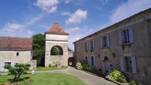 Caylus Lit Et Petit-Déjeuner | Domaine de Monplaisir