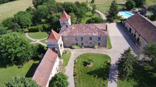 Caylus Lit Et Petit-Déjeuner | Domaine de Monplaisir