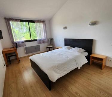 Saint-Amans-des-Cots Hôtel | Domaine de Sangayrac