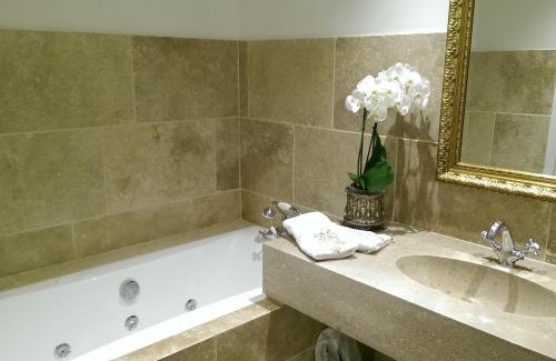 Lascabanes Hôtel | Domaine de Saint-Géry - Teritoria