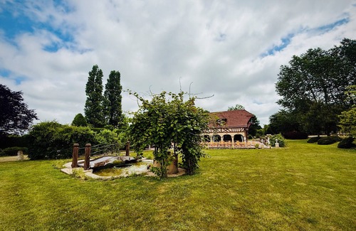 Toutainville Maison | Domaine des Déesses, Séjours, Fêtes, Séminaires, Bain Nordique, Sauna, 60 Couch