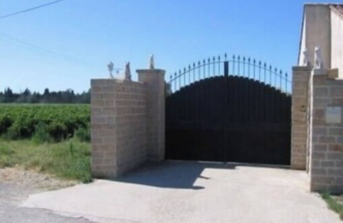 Beaucaire Appartement | Domaine des Oliviers-Appt pour 2 a 4 pers avec piscine