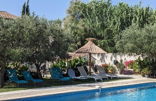 Beaucaire Appartement | Domaine des Oliviers-Appt pour 2 a 4 pers avec piscine