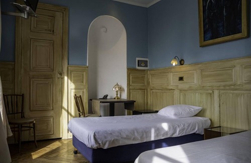 Tihange Hôtel | Domaine du Château de la Neuville