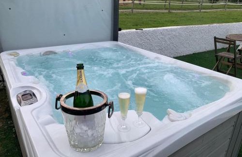 Saiguede Lit Et Petit-Déjeuner | domaine du cheval d argent