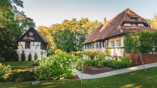 Steinbrunn-le-Bas Lit Et Petit-Déjeuner | Domaine du Kaegy - Hébergements 5 étoiles