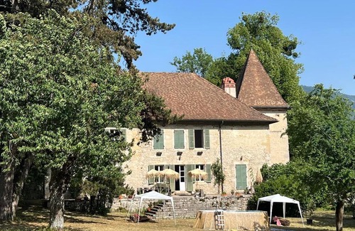 Montanges Maison | Domaine du Très-Haut - Château de Montanges