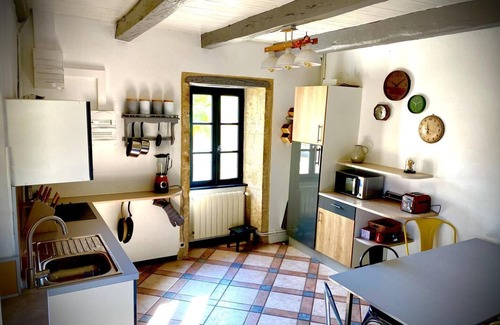 Belmontet Maison | Domaine des Pierres Blanches