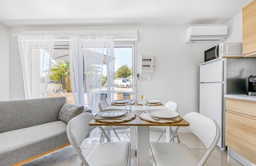 Ordonnac Maison | Domaine Julaya Holiday Home Between Castles and Beach