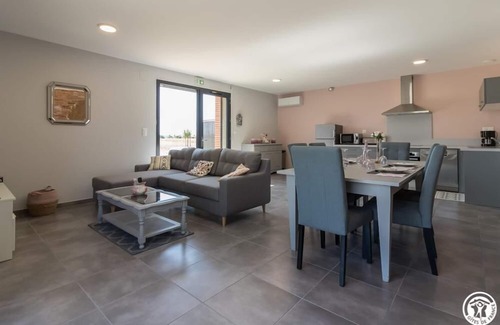 Daux Autre | Domaine le Caprougeat - Campagne chic
