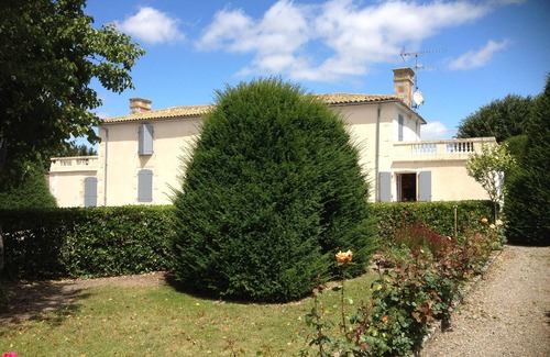 Champagne-les-Marais Maison | Domaine "LE LOGIS DE L'OIE" avec piscine dans un parc clos de murs en pierre