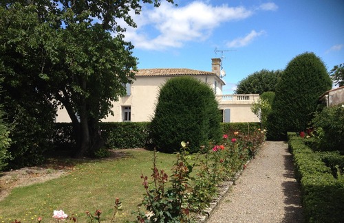 Champagne-les-Marais Maison | Domaine "LE LOGIS DE L'OIE" avec piscine dans un parc clos de murs en pierre