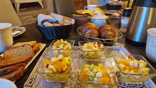 Comberjon Lit Et Petit-Déjeuner | Domaine Le Puits du Moulin