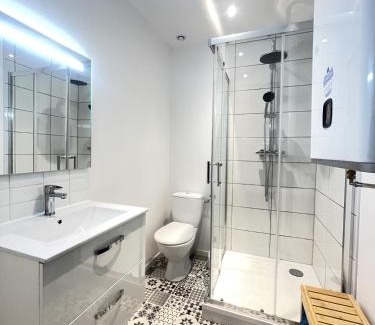 Egreville Maison | Domaine Poule Noire exclusif
