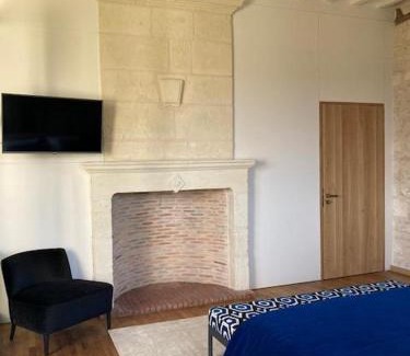 Savignac-les-Eglises Maison | Domaine Truffier du Grand Merlhiot
