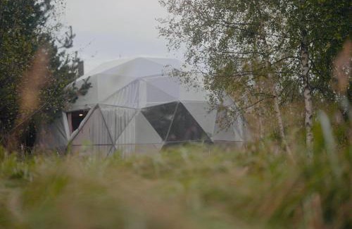 Pohja-Parnumaa Parish Maison | Dome house expierence near the river with free sauna