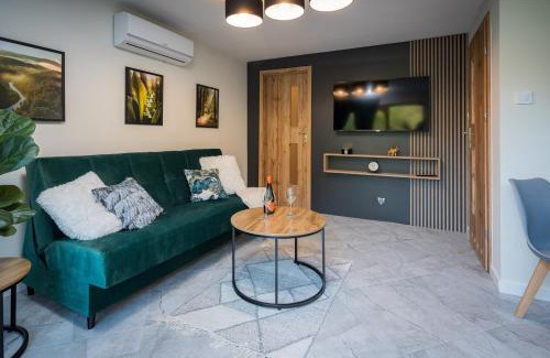 Olsztynek Appartement | Domek Apartament w Skarpie Łutynowo
