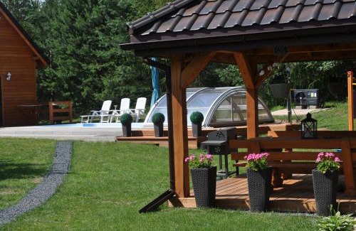 Karwie Maison | Domek Bagienice z basenem