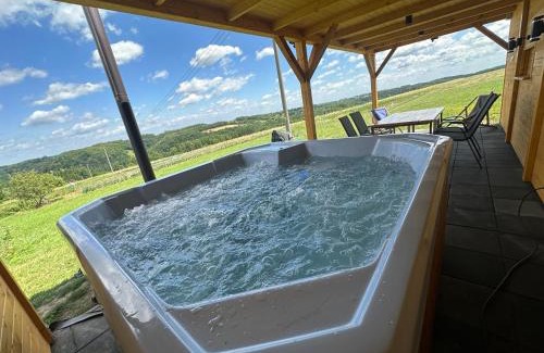 Wola Kalinowska Appartement | Domek Delux -komfortowe apartamenty, domki w Ojcowskim Parku Narodowym Z Jaccuzi