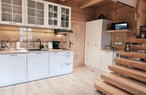 Poronin Chalet De Ski | Domek Góralski Niedźwiedzia Gawra & Sauna Zone by RentiloPL