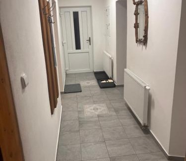 Dobrinsko Maison | Domek na růžku celá chalupa