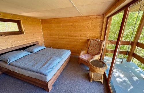 Kunratice u Cvikova Maison | Domek nad skálou