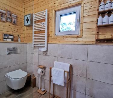 Konopiska Cabine | Domek Park Korzonek