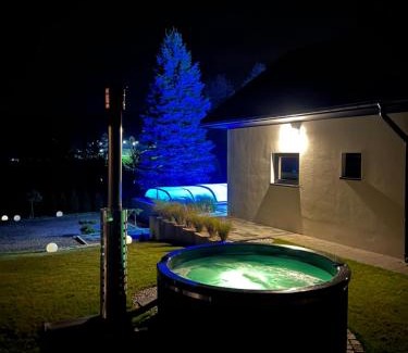 Grodek Nad Dunajcem Chalet De Ski | Domek Viking z prywatnym ogrzewanym basenem sauną oraz balią z jacuzzi