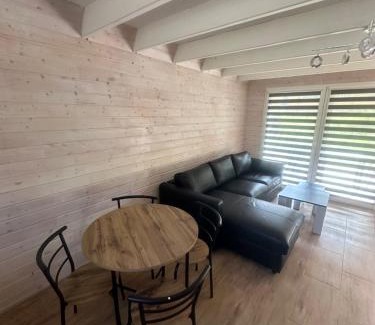 Pokrzywna Maison | Domek w Górach Opawskich nad Złotym Potokiem NR7