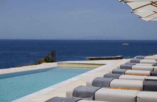 Milos Hôtel | Domes White Coast Milos, Adults Only - Small Luxury Hotels of the World