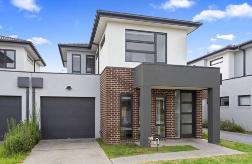 Clayton South Maison | Domi Rentals - The Mill Residence