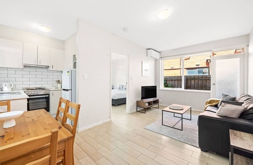St. Kilda East Appartement | Domi Rentals - The Carlisle Apartments
