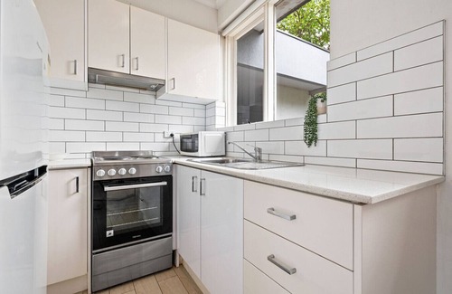 St. Kilda East Appartement | Domi Rentals - The Carlisle Apartments