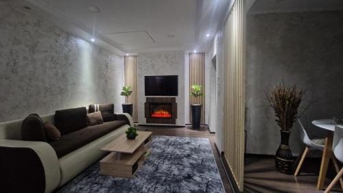 Turda Maison | Dominic House