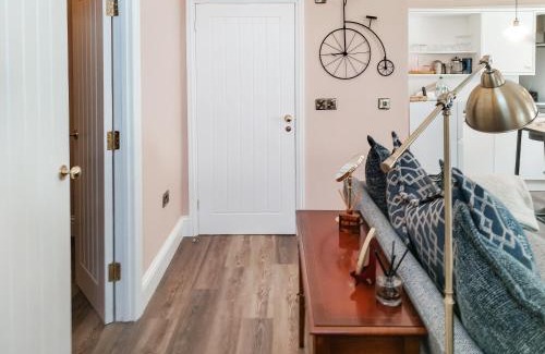 Egremont Maison | Dominion Place