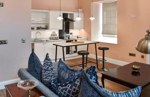 Egremont Maison | Dominion Place