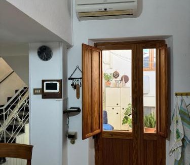Gonnesa Maison | Domu 'e ajiajius