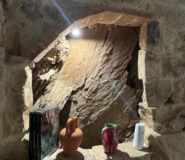 Gonnesa Maison | Domu 'e ajiajius
